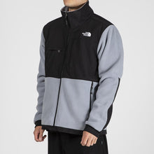 Load image into Gallery viewer, The North Face Denali 2 Jacket / Mid Grey